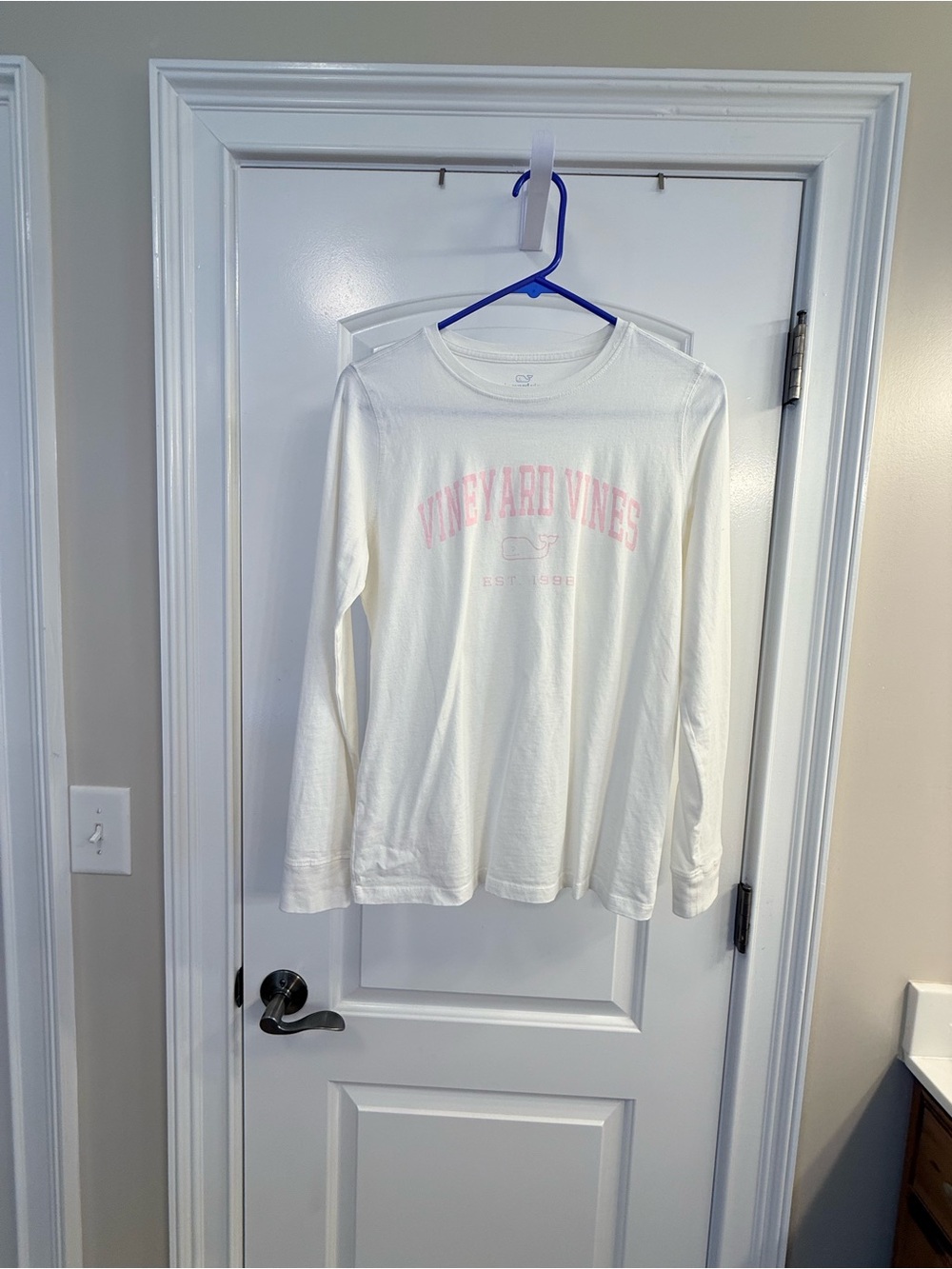Vineyard Vines White Long Sleeve Tee with Pink Logo